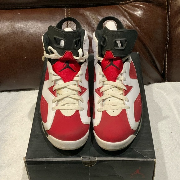 Air Jordan 6 Retro OG \'Carmine\' 2021